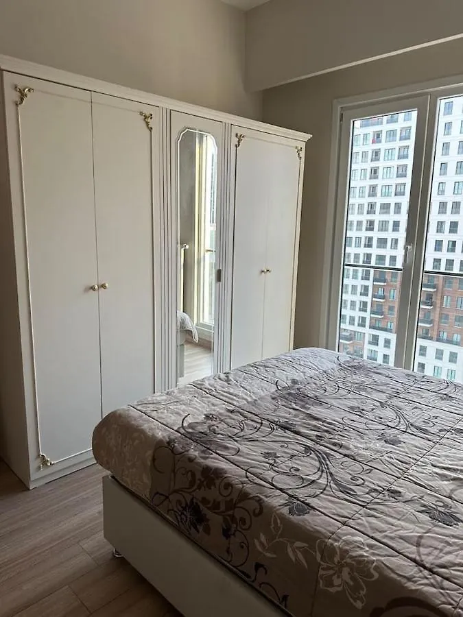 New Flat In Istanbul Apartment